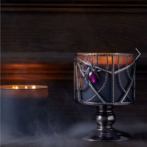 Bath & Body Works Gem SPIDER WEB Pedestal Halloween 3-Wick Candle Holder New!